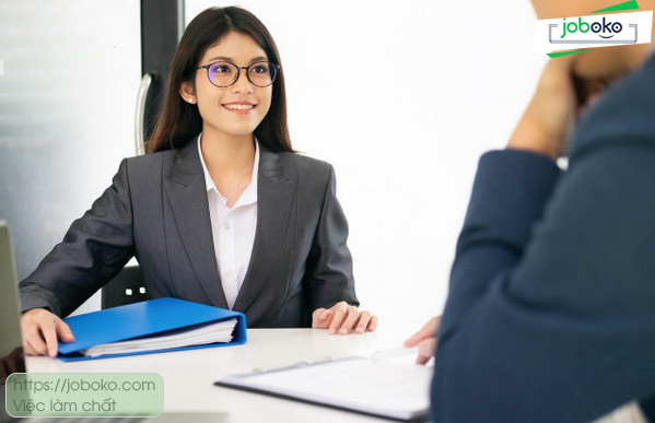 cau hoi phong van chuyen vien nhan su