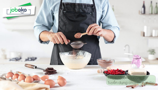 nha tuyen dung can gi khi tuyen phu bep 2