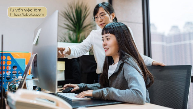 nhan vien hanh chinh