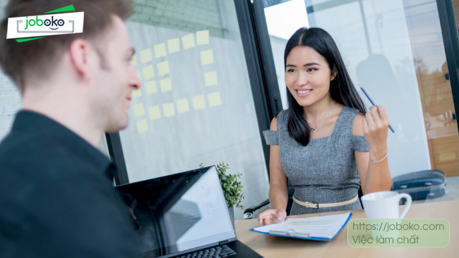 Goi y tra loi thong minh cau hoi phong van Nhan vien sales marketing hay gap