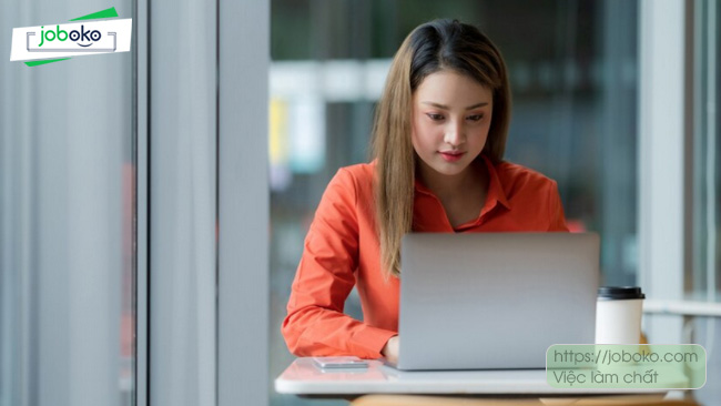 ban co dang bi qua tai thong tin khi viet cv ung tuyen 2