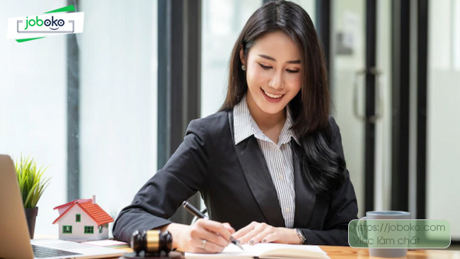 nganh luat phap ly co nhung vi tri viec lam nao muc luong va co hoi thang tien 2