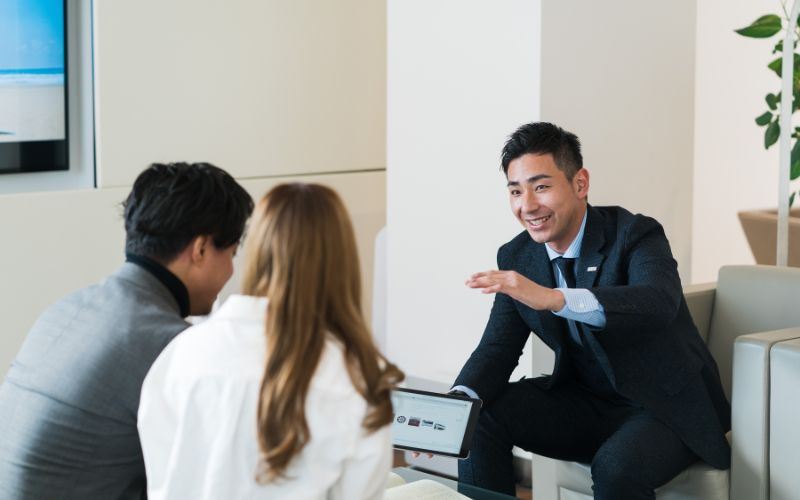 Nhân viên kinh doanh học ngành gì