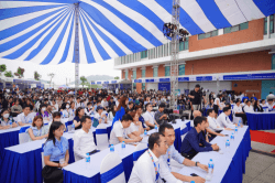 Trường Quốc tế