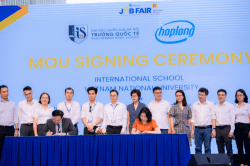 Trường Quốc tế